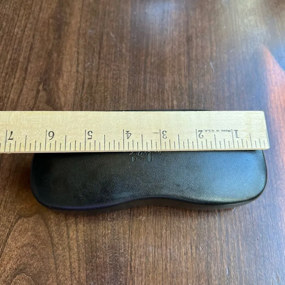 Ray Ban Sunglasses Clamshell Hard case Black & cleaning cloth